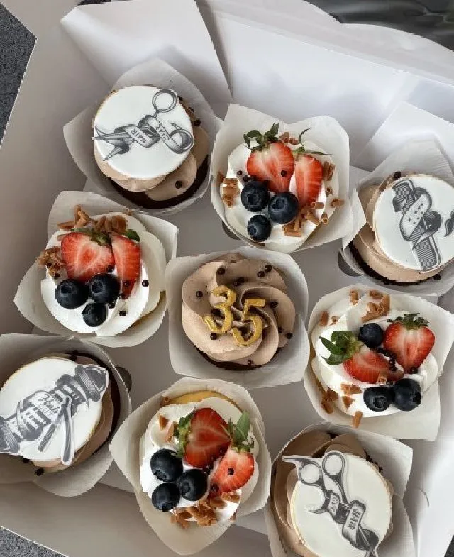 Cupcakes for a stylist hairdresser