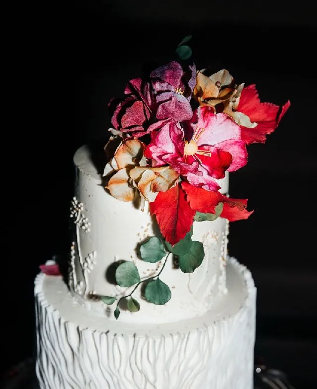 ルビーの年の結婚記念日用ケーキ