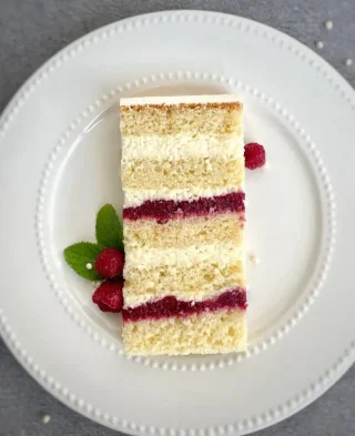 torta z jagodami