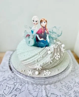 otroška torta elsa frozen