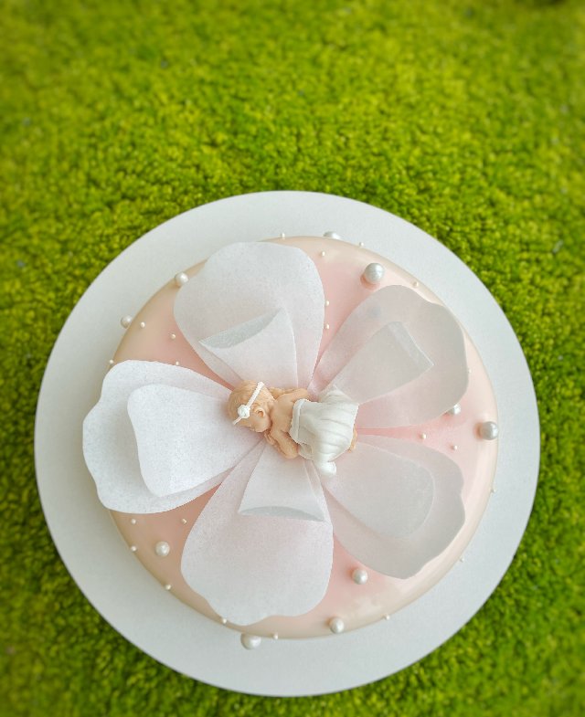 Torta mousse per una bambina