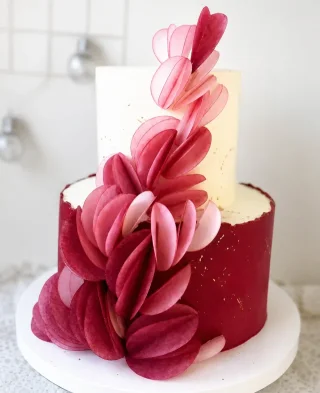 Bolo de casamento bordeaux