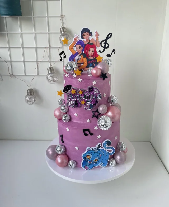 Торт у стилі поп-зірки