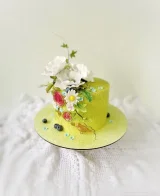 jubiliejinis tortas su cukrinėmis gėlėmis