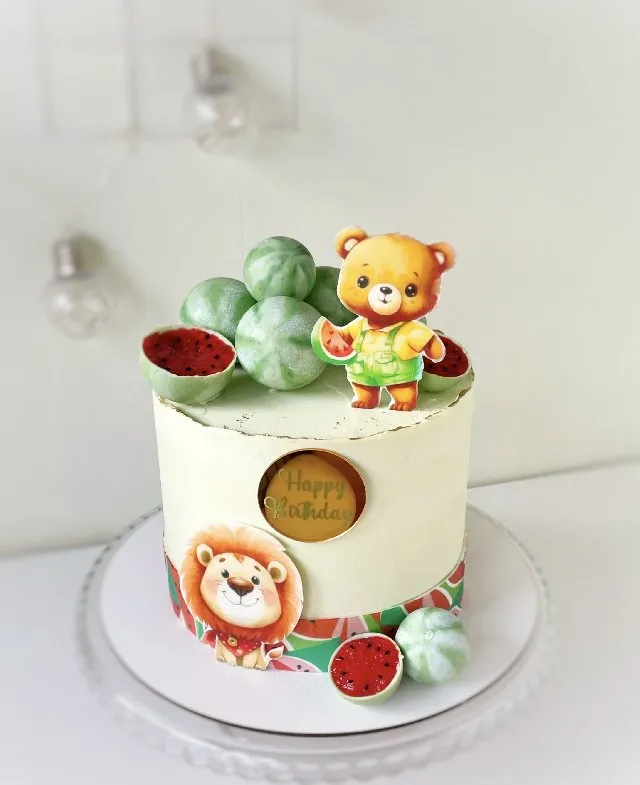 barntårta med vattenmeloner