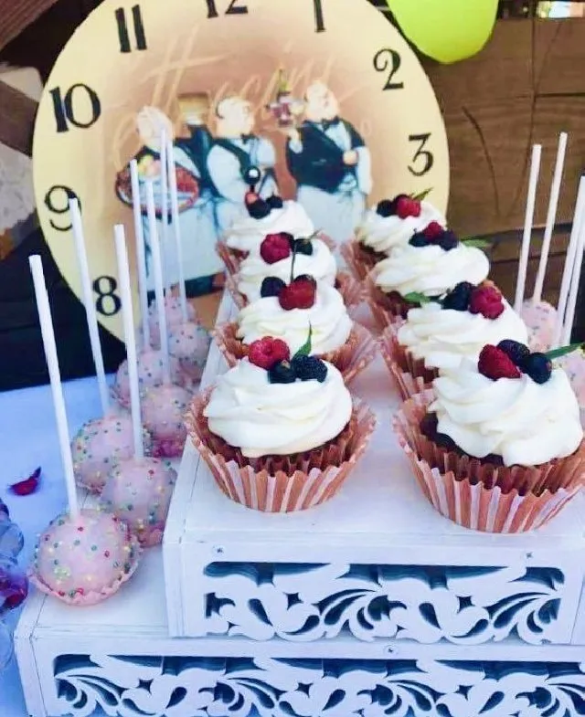 Cupcakes for a stylist hairdresser